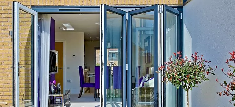 Bifold Door Repairs Near Me in Oshawa, Ontario